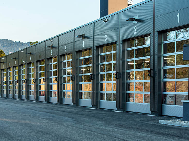Stadt Lindau a. Bodensee – Hauptfeuerwache mit THW in Lindau